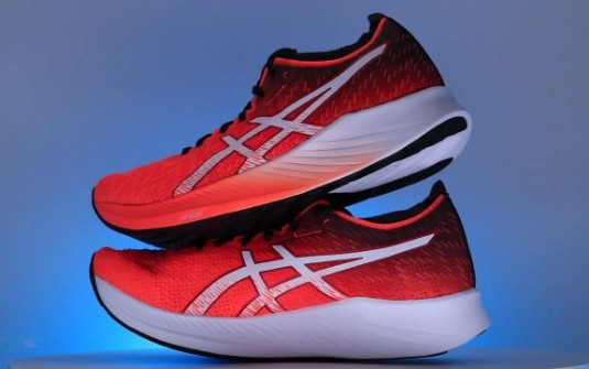 Mizuno rider 24 caratteristiche tecniche